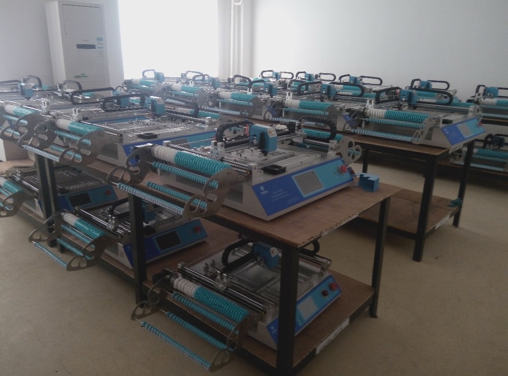 Workbench Pick n Place Machine
