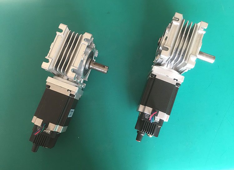 integrated stepper worm gear unit