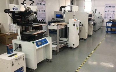 pick and place machine